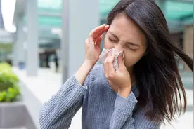 鼻炎、鼻塞别怕，“通鼻水”滴3滴，帮你打通鼻腔，呼吸顺畅视频封面