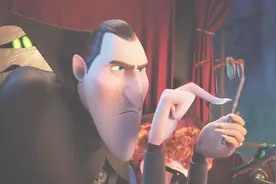 精灵旅社：吸血鬼居然用指甲点手机，打不开，真是太搞笑了！视频封面