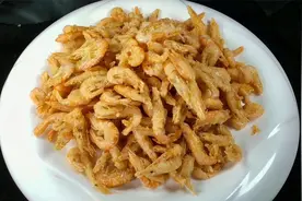 大厨教你做“干炸小河虾”挂糊很关键，外焦里嫩口感酥脆，收藏了视频封面