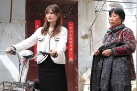娜娜对东东媳妇遭遇同感身受，妈劝其不要多管闲事，免得惹祸上身视频封面