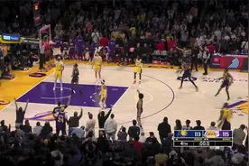 11月29日NBA十佳球：内姆布哈德0.8秒极限出手绝杀湖人！视频封面