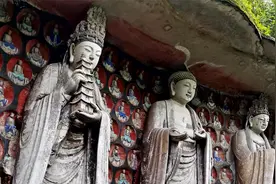 世界遗产大足宝顶山石刻：华严三圣像 毗卢遮那佛 普贤和文殊菩萨视频封面