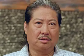 厨神：退隐厨神点一道开水白菜竟难倒主厨，之后亲自示范惊呆众人视频封面