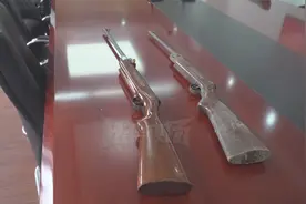 市民主动上交气枪  管制物品不能私藏