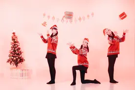 圣诞需要可爱的舞！小姐姐们太可爱了！