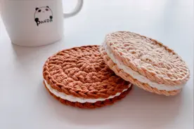 趣味编织，放大版的奥利奥饼干，方法很简单哦，还能当杯垫
