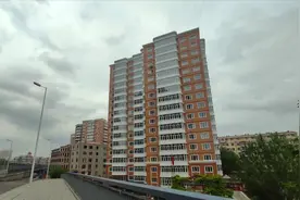 哈尔滨麒麟华府这栋楼，为啥楼是空的没人住，这里发生了啥？