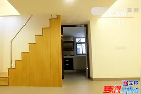 家里阴暗没有光，设计师一面镜子就搞定，既省钱还实用！视频封面
