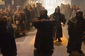 水浒传：八十万禁军教头林冲，直接乱杀大将，这才叫梁山第一战力视频封面