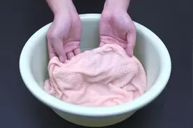 不管毛巾多脏多黄，简单一个清洗方法，毛巾立马洁净如新，都学学视频封面