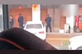 江苏沛县通报“城管撕春联”：已向商户致歉，处分相关责任人视频封面