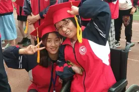 云南高考588分女生火场救弟致四肢残疾：担心面部毁容会被拒录视频封面