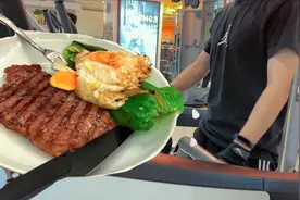 健身完这样吃，简单美味又营养，减脂增肌不挨饿，小伙吃完直打嗝视频封面