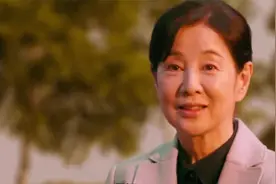 《山茶花》日语原曲，牧村三枝子的歌声，伤感、柔情，触动心灵！视频封面