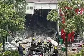 湖南长沙县一餐馆燃爆致1死13伤，现场曝光：隔墙都被炸不见了视频封面