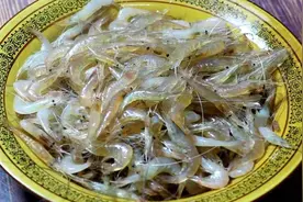 小虾这样做最好吃，原汁原味，鲜香美味，做法很简单，上桌秒光