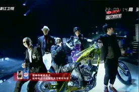 好声音：杨坤携爱徒欢唱《牧马人》，气氛嗨到顶点，忍不住摇摆！