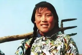 农村姑娘43年前，捡到价值10亿钻石上交国家，只想要拖拉机当奖励视频封面
