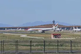 北京首都机场，西藏航空的涂装真漂亮！视频封面