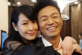 有一种姐弟叫刘若英王宝强，知遇之恩未忘，16年友谊令人羡慕视频封面