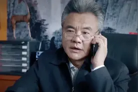省委副书记竟然搞“公鸡头”？《风雨送春归》麦满仓选角真失败视频封面