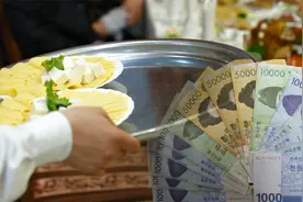 有人去韩国打工，一个月工资300万韩元，真有那么高吗？