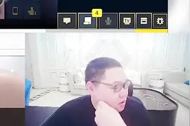 PDD加入魔兽世界怀旧服，13个强力工会前去狙击，PDD一秒认怂视频封面