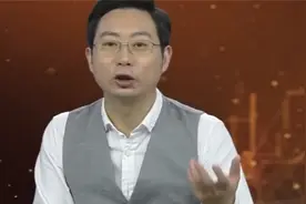 传奇：俏罗成与傻大个罗士信，原型竟是同一人，打仗手段极其残忍视频封面