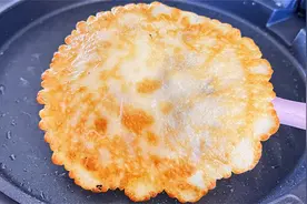 糯米粉最简单的做法，小孩子也能做，热吃软糯，凉吃筋道，特好吃