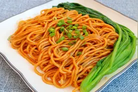葱油拌面正确做法，只需3种调料，香味浓郁，做一次解决7天早餐视频封面