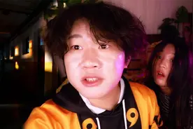 搞笑诡故事：男生宿舍晚上太吵闹，宿管阿姨给他们扣分处罚！视频封面