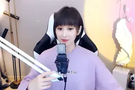 梁红演唱DJ歌曲《鱼的第八秒》，一首节奏欢快的歌曲，特别好听