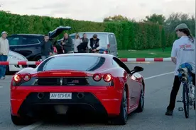 世界上最快的自行车，时速330公里，法拉利跑车竟然也追不上！