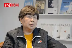 高晓松母亲张克群师承梁思成 出新书写的是建筑却想把人逗乐视频封面