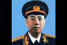 《中国将帅》： 王宏坤 ( 55年授予上将军衔 )视频封面