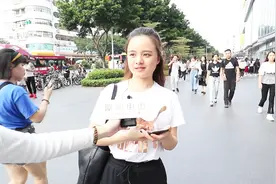 女生为什么爱戴口罩？90后妹子终于告知了真相，原来是这回事！视频封面