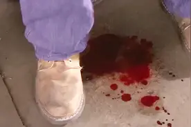 农村：拉娣心也忒大了，挺着大肚子上班，怎料摔倒见红早产了视频封面