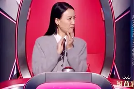 平静过后是牟足劲的嘶吼，释放出躁动不安的心，那英被震住！视频封面
