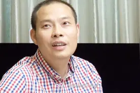 《中国机长》纪录片首章片段 机长第二机长讲述备降心路历程