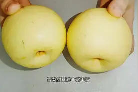 大冬天，85岁的奶奶常这样吃梨，营养加倍好处多多，越吃越健康视频封面
