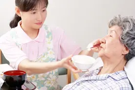 经常没胃口，吃不下饭，多半是4种疾病导致，早点去医院查查视频封面