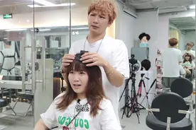 额头好高留长发好普通呀 想剪个显脸小减龄的发型 结果年轻了十岁视频封面