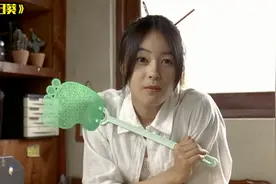 出狱小伙去澡堂洗澡，刚脱衣服，吓傻众人视频封面