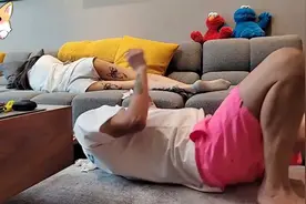 在石250：长腿美女前跳舞整活（老白不喝酒）