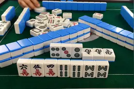 推倒胡麻将的快准狠打法在这局被表现得淋漓尽致，你信不信