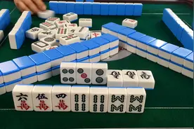 推倒胡麻将的快准狠打法在这局被表现得淋漓尽致，你信不信