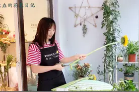 小姐姐不怕苦做地推半个月加微信140人，老师推广文案感动人心！视频封面