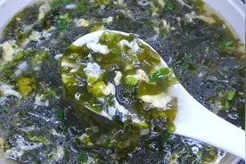 很多人煮紫菜蛋花汤第一步就错了，教你正确做法，鲜香好喝还不腥