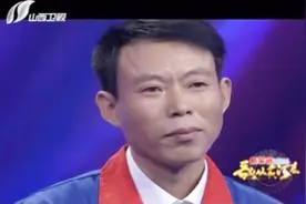 山东小伙唱歌好听，被姑娘骑车500里追到手，如今提起让人感动