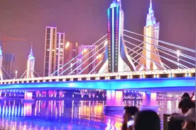 灯光秀开启，今晚的通州大运河流光溢彩！视频封面